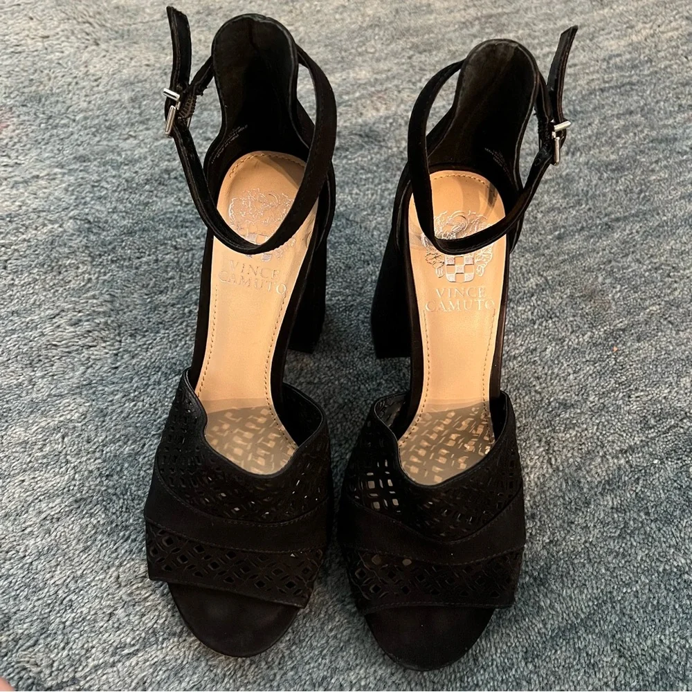 Vince Camuto Gidge Black Sandals Size 7.5M - Picture 6 of 12